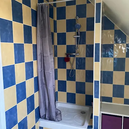 Chambre Spacieuse *